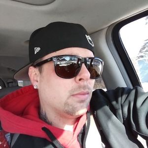 Meet your Posher, Travis